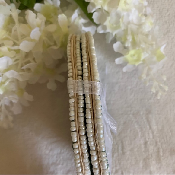 NEW ~ Rabbit Glass Beaded Coasters Egg Shape - Picture 3 of 4